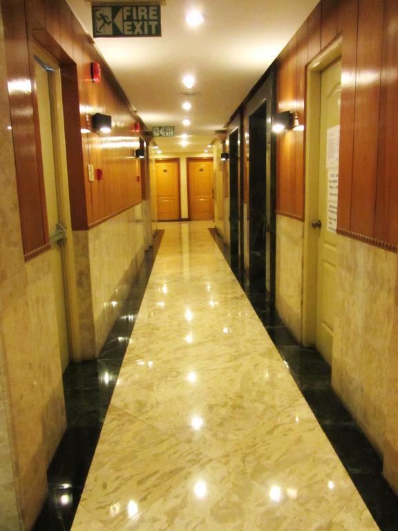 Baywatch Tower Hotel Manila Exterior photo